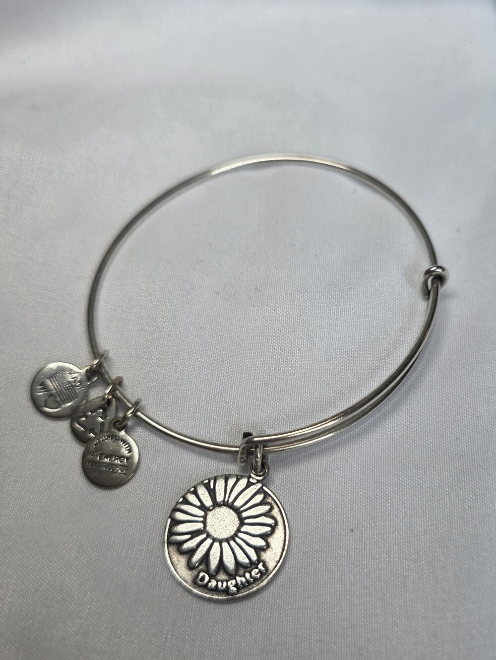 Alex And Ani Silver Daughter Charm Bracelet With Daisy
